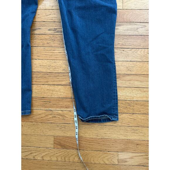 Torrid Women’s Plus Size 20 Straight Leg Jeans – Blue Denim First at Fit - Picture 5 of 5